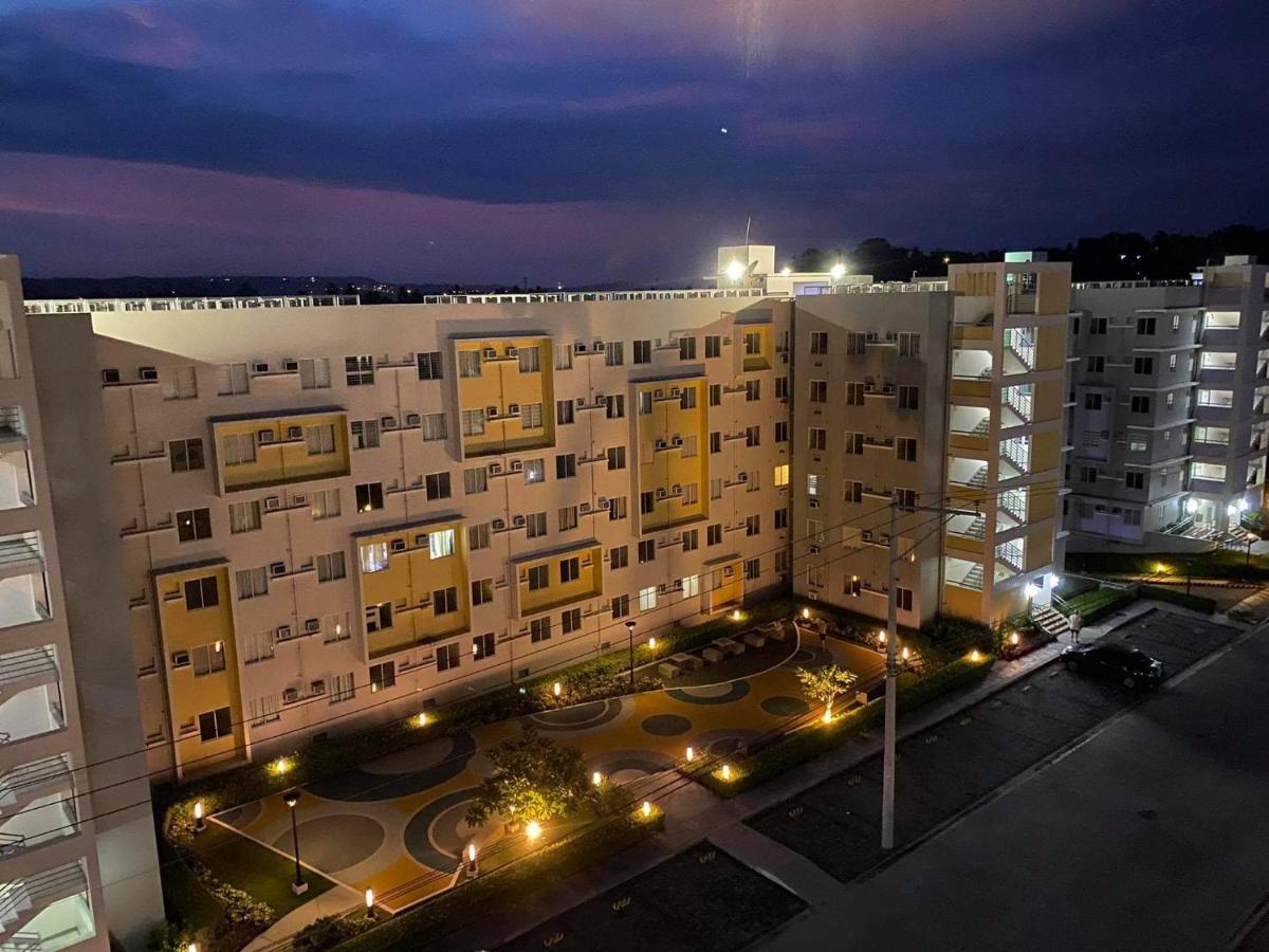 Entire 2Br Condo Unit@8 Spatial Condominium Davao Экстерьер фото
