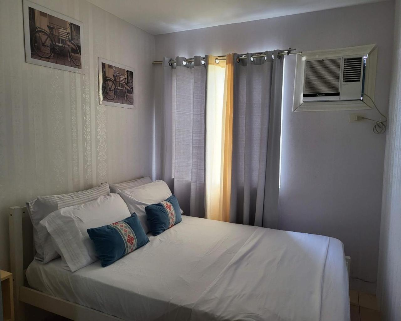 Entire 2Br Condo Unit@8 Spatial Condominium Davao Номер фото